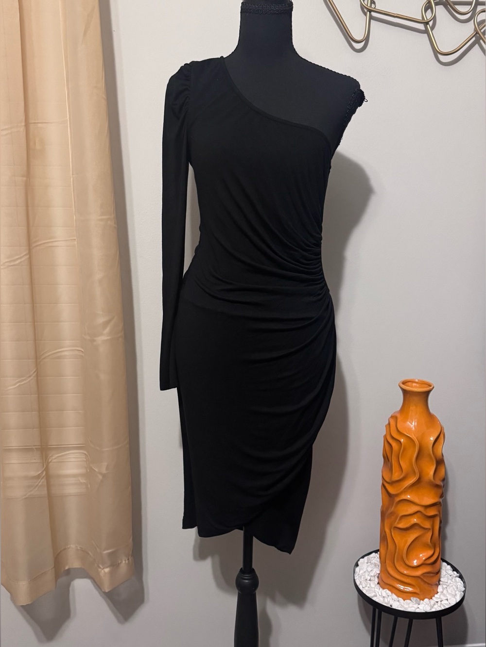 Kardashian Kollection Bebe Black One-Shoulder Ruched Cocktail Dress